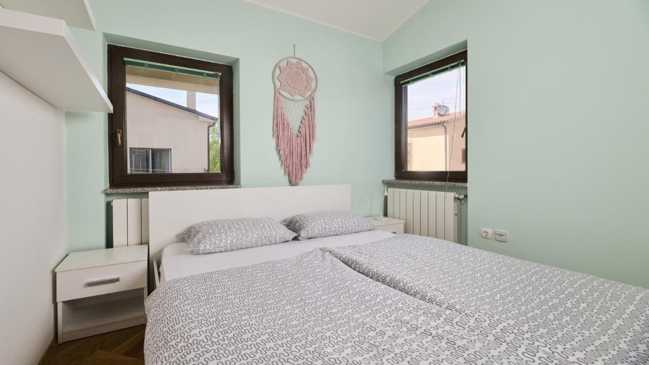 Apartment Iriska Novigrad  Ngoại thất bức ảnh
